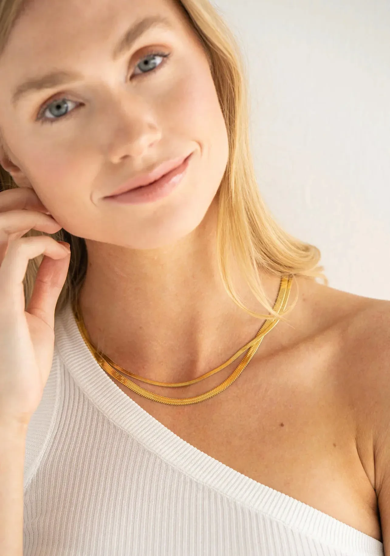 Dainty Herringbone Necklace